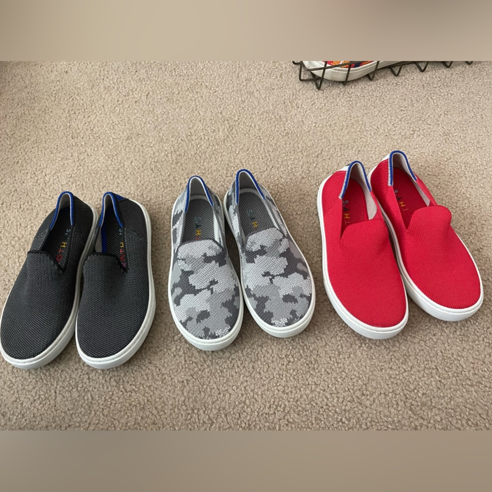 3 pairs kids rothys. Excellent condition.
